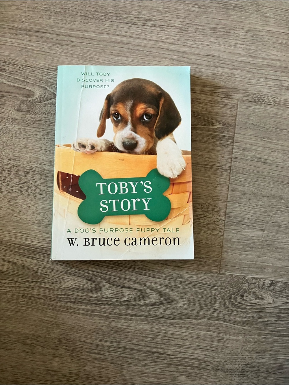 3/$15 Toby's Story by W. Bruce Cameron - Puppy Cover (Green/White)